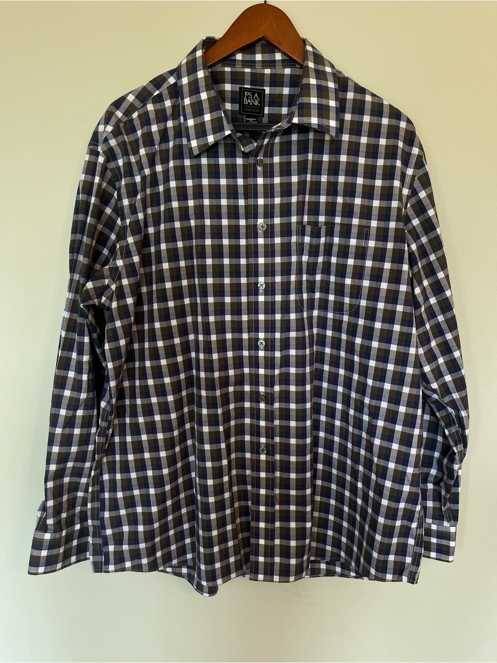 Jos. A. Bank Green, Blue and White Plaid Button-Down Dress Shirt 100% Cotton
